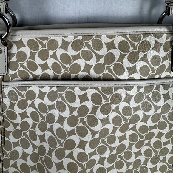 Coach Signature Chelsea Lea Medium Shoulder Tote Bag C1093-F15135 - Picture 6 of 16